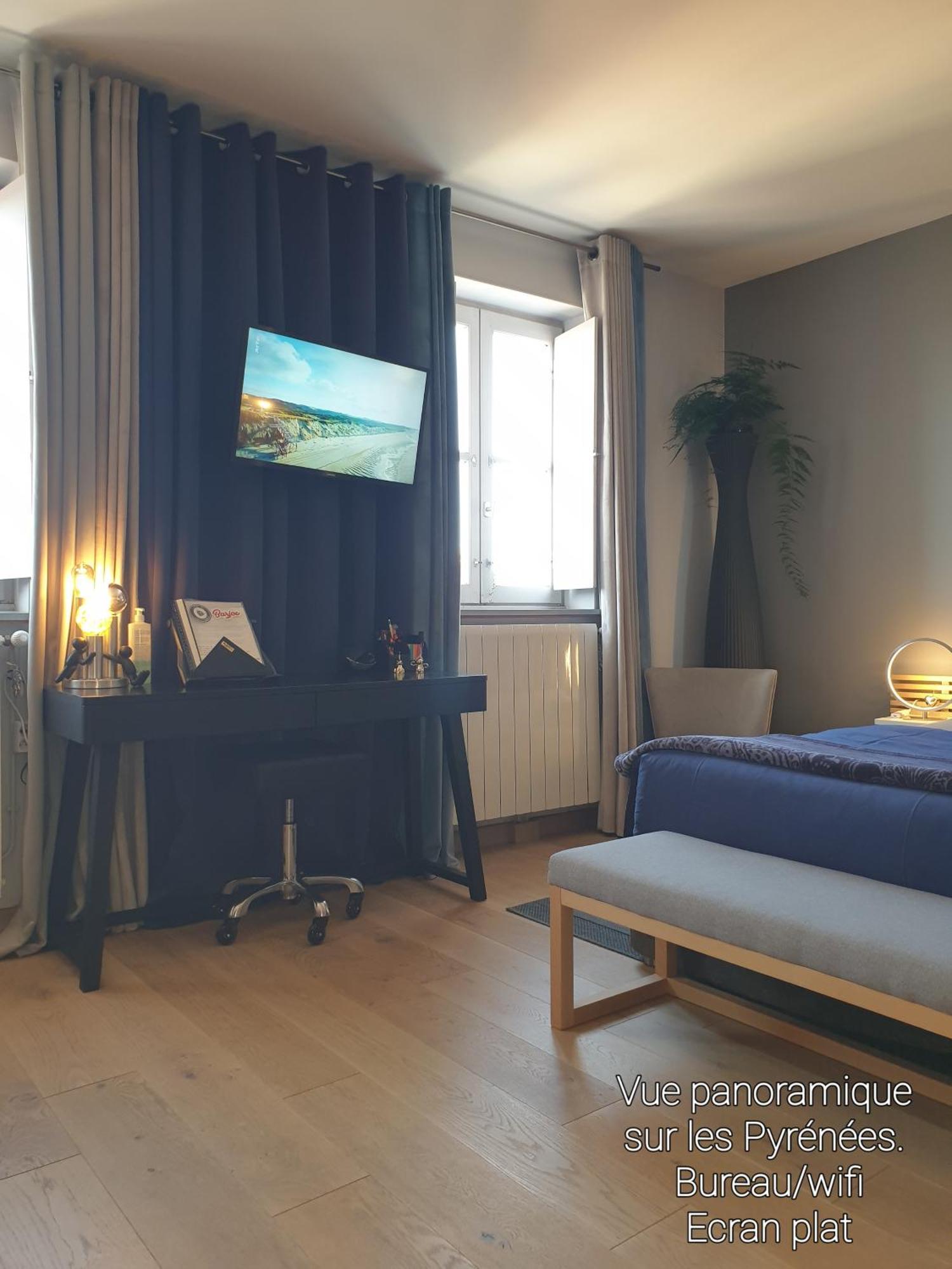 Studio Non Fumeur 38M2 Calme, Confort, Ascenseur 베지에 외부 사진