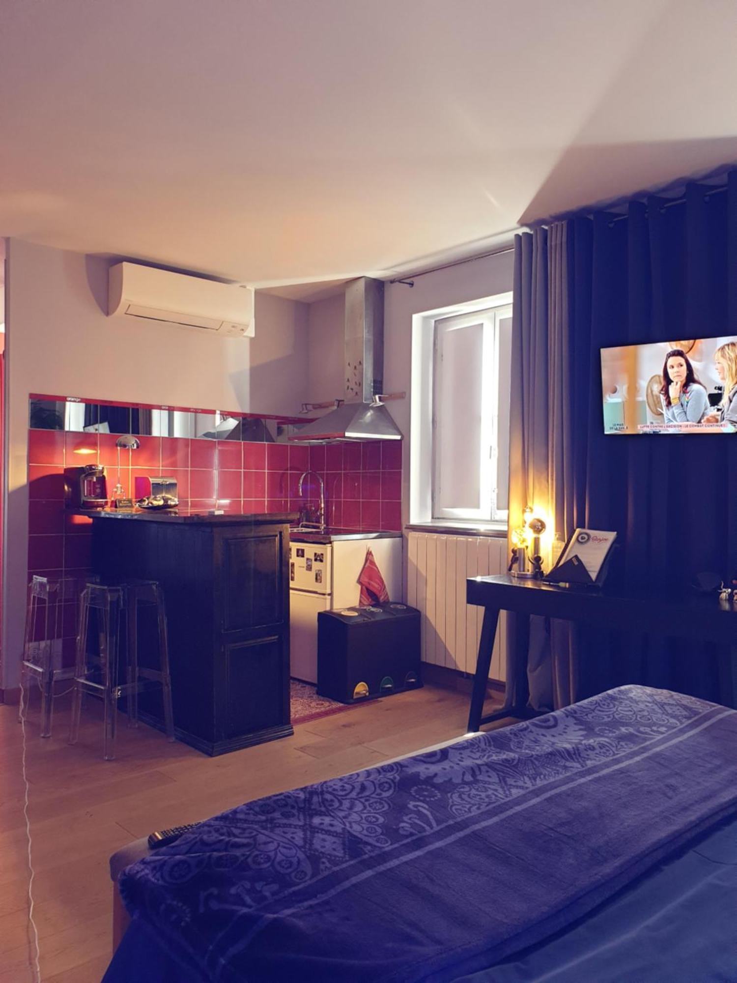 Studio Non Fumeur 38M2 Calme, Confort, Ascenseur 베지에 외부 사진